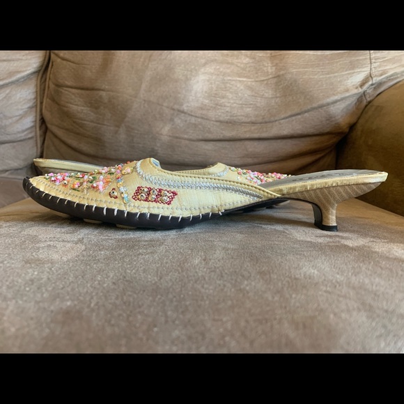 Chica Heeled Beaded Sequence Mules Woman’s Size 9 - Picture 5 of 8